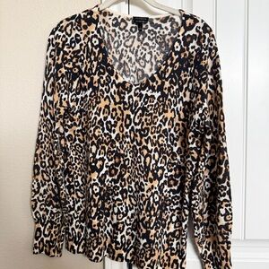 Talbots Leopard Print Merino Wool V Neck Sweater Size L